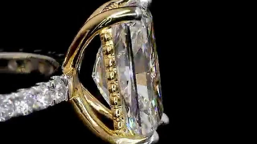 Radiant diamond engagement ring